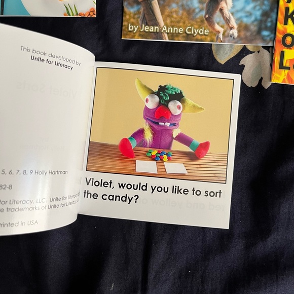 Mini Books Bundle - Picture 4 of 11